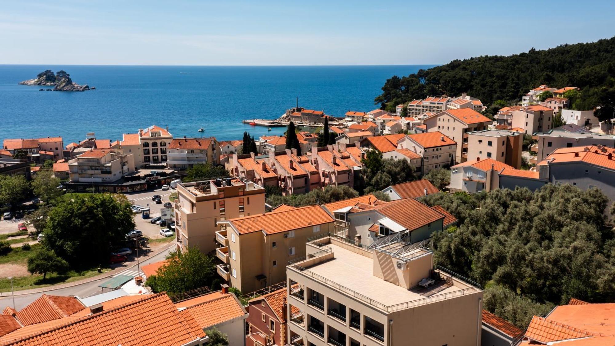 Guest House Medin Petrovac Extérieur photo